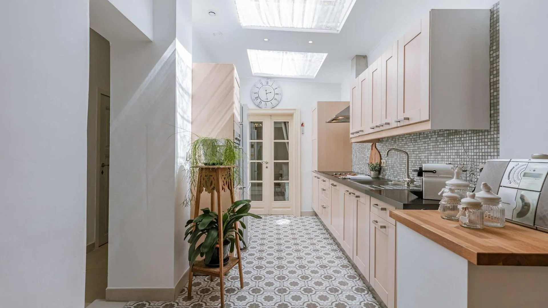 Huswell - Spacious Apartment With Terrace, Pets Are Welcome Ostend